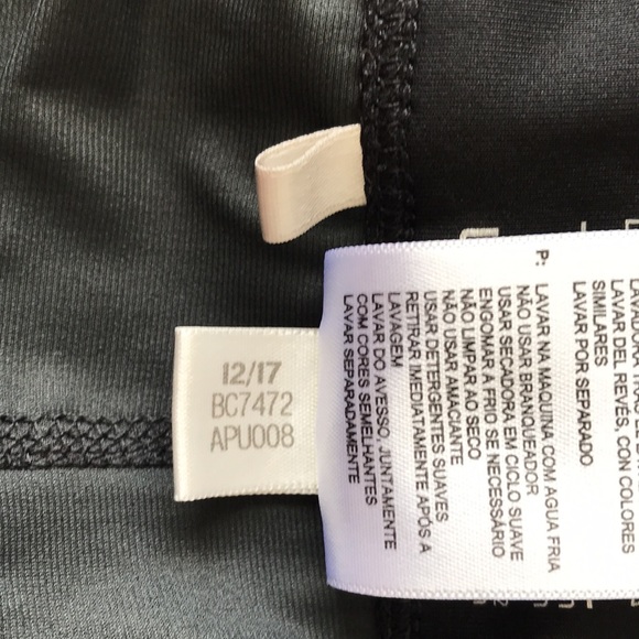 Adidas tennis/ running/ Skort, size Large, colour Black - Picture 7 of 10